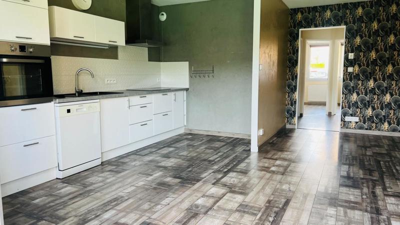 Appartement - 90 m² - 4 pièces