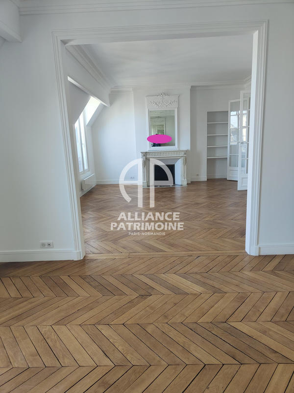 Appartement - 175 m² - 6 pièces