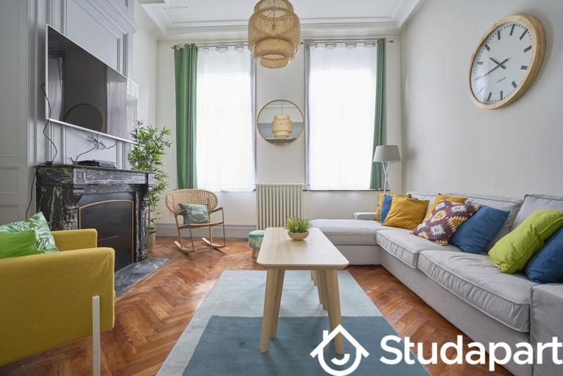 Chambre - 13 m² - 1 pièce