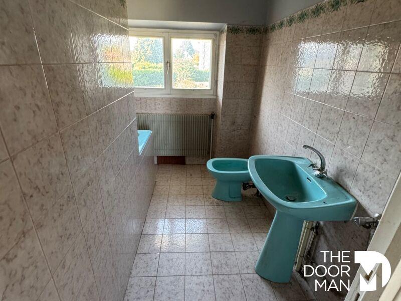 Maison - 134 m² - 13 pièces