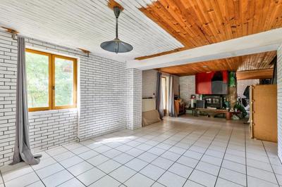 Maison - 215 m² - 7 pièces