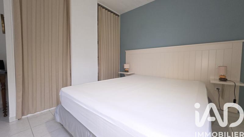 Maison - 240 m² - 9 pièces