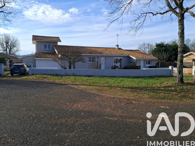 Maison - 149 m² - 7 pièces