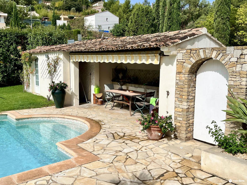 Villa - 230 m² - 7 pièces