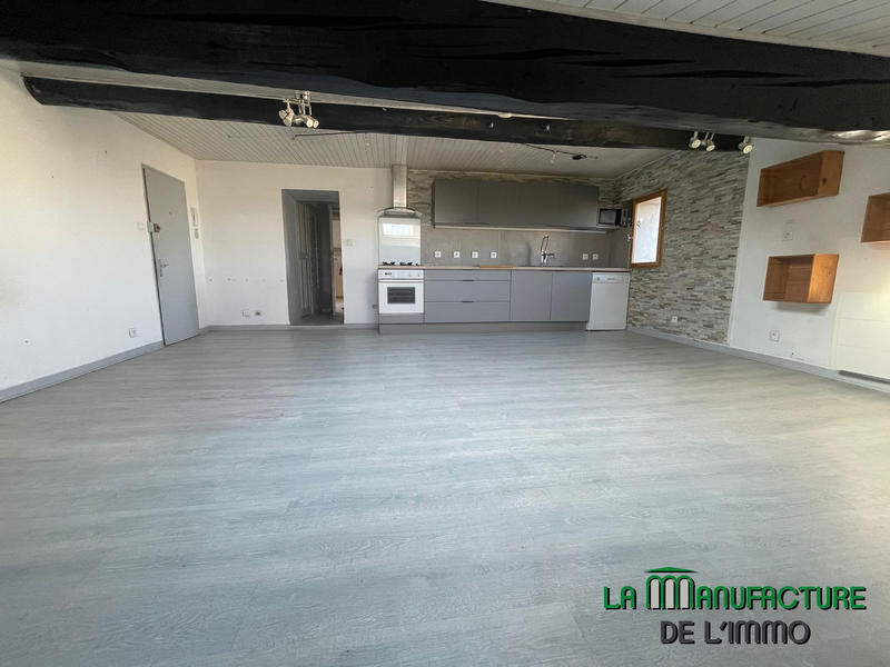 Appartement - 81 m² - 3 pièces