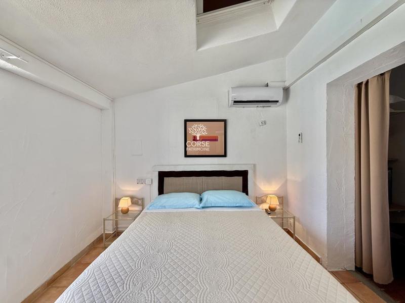 Propriété - 360 m² - 14 pièces