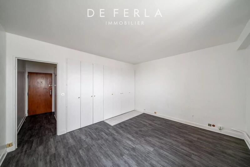 Studio - 25 m² - 1 pièce