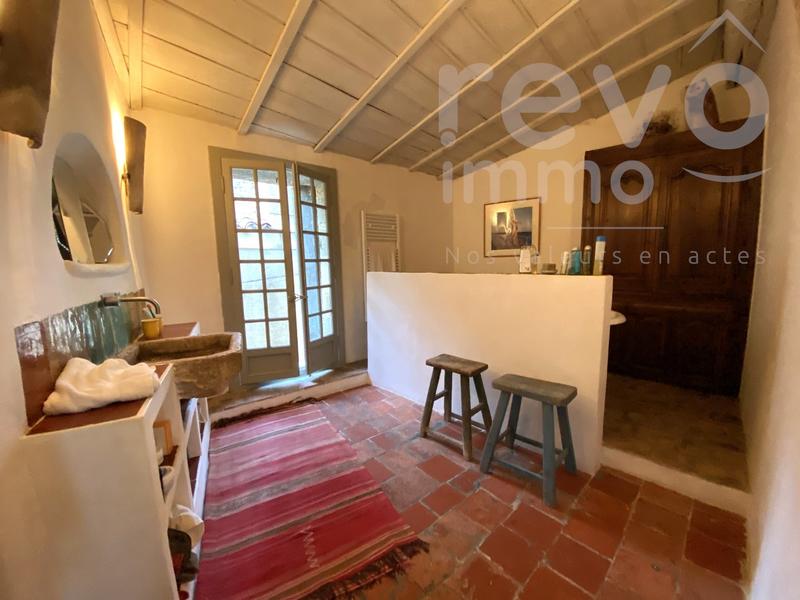 Demeure - 400 m² - 15 pièces