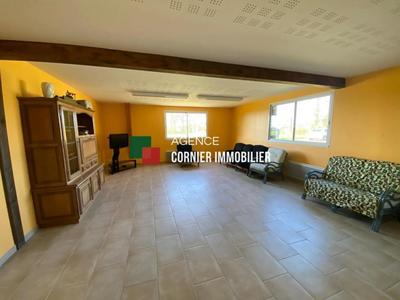 Entrepôt - 547 m² - 6 pièces