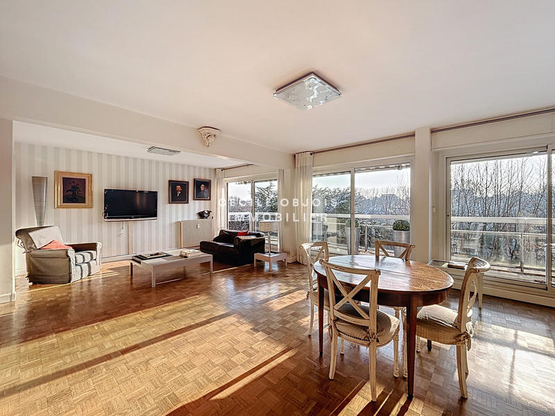 Duplex - 111 m² - 5 pièces