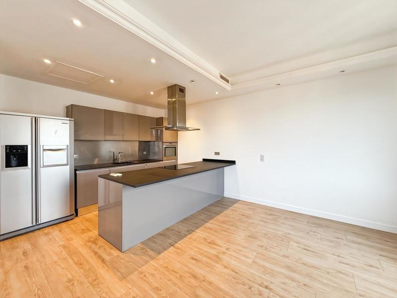 Appartement - 112 m² - 4 pièces