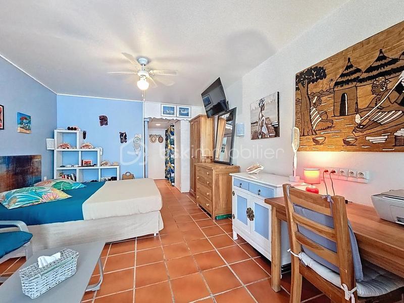 Studio - 24 m² - 1 pièce