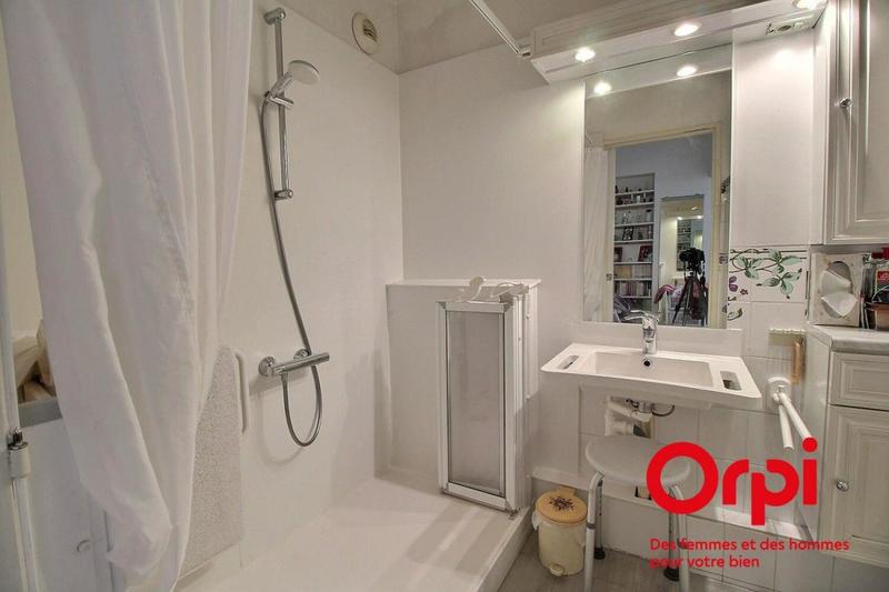 Appartement - 96 m² - 4 pièces