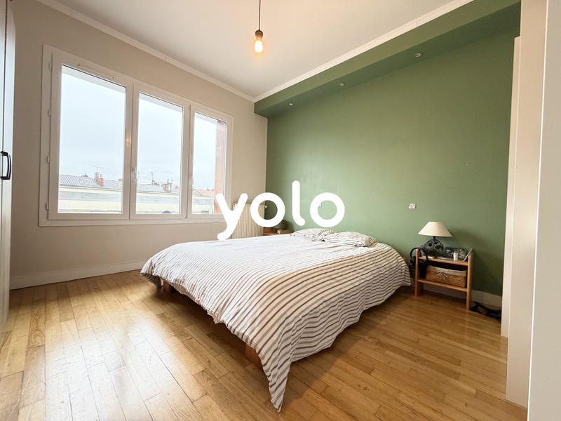 Appartement - 99 m² - 5 pièces