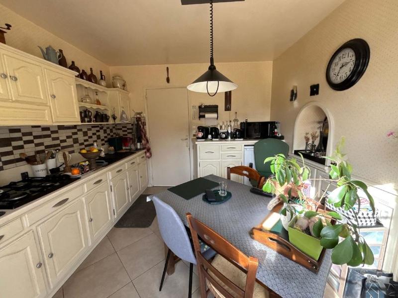 Maison ancienne - 157 m² - 8 pièces