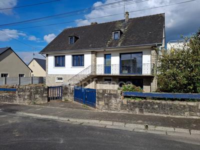 Maison en pierre - 166 m² - 7 pièces