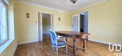 Maison - 88 m² - 6 pièces