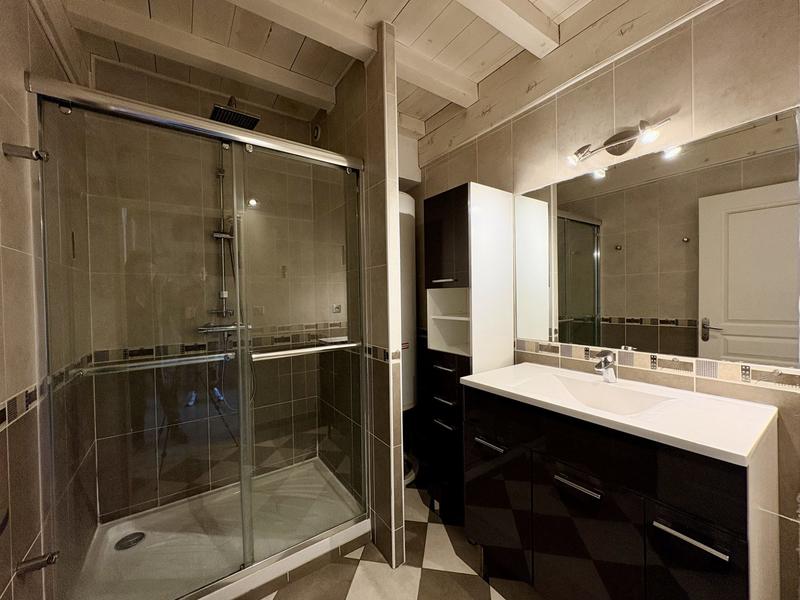 Appartement - 87 m² - 3 pièces