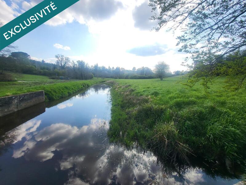 Maison - 235 m² - 7 pièces