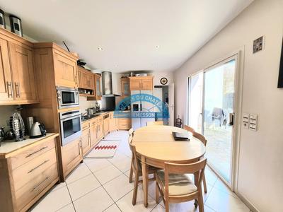 Maison - 170 m² - 7 pièces