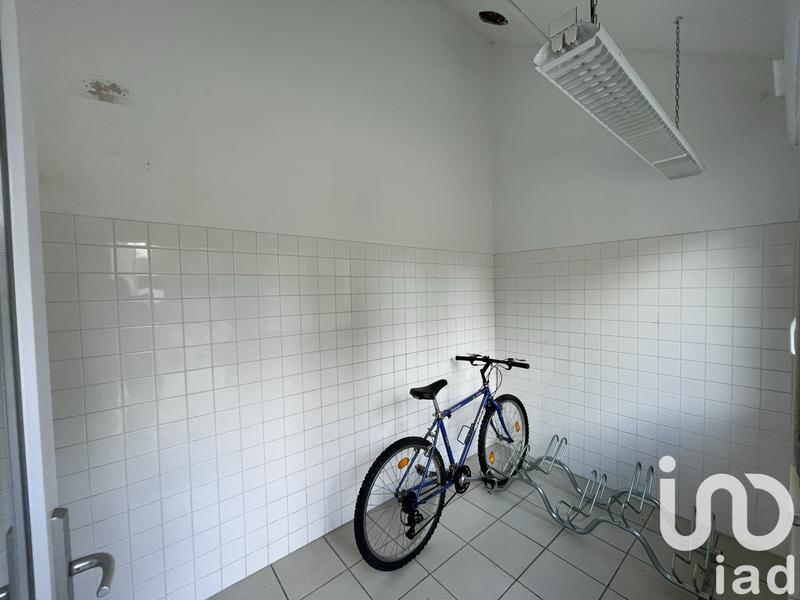 Maison - 250 m² - 4 pièces