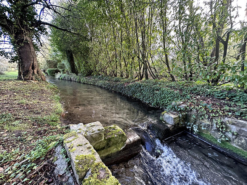 Maison - 221 m² - 8 pièces