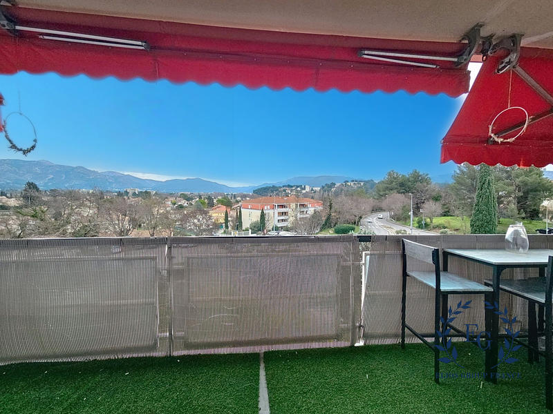 Appartement - 75 m² - 4 pièces