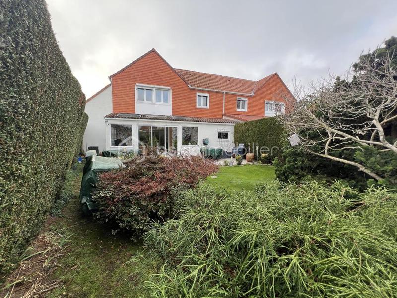 Pavillon - 146 m² - 10 pièces