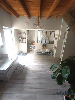 Maison - 200 m² - 8 pièces