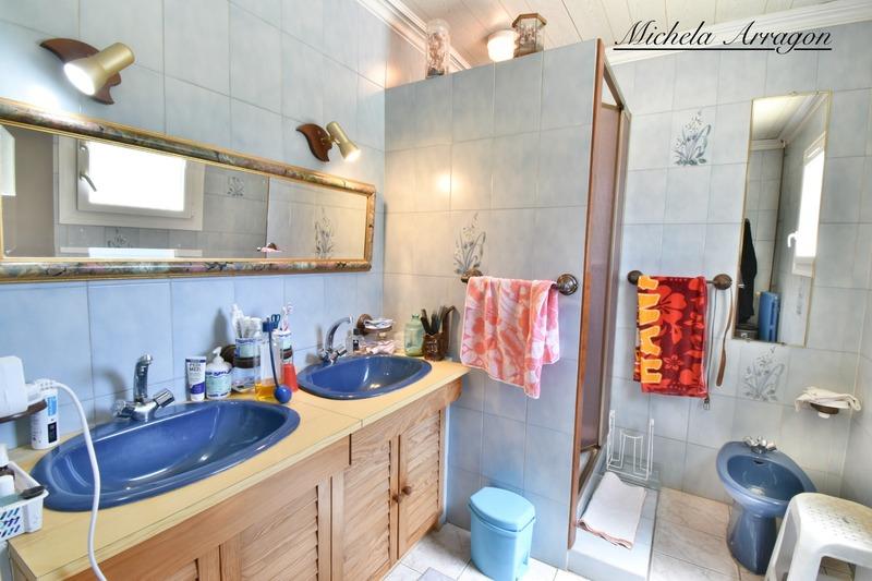 Propriété - 365 m² - 13 pièces