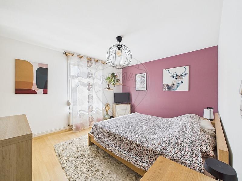 Appartement - 83 m² - 3 pièces