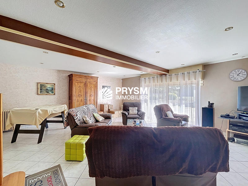 Maison - 200 m² - 6 pièces