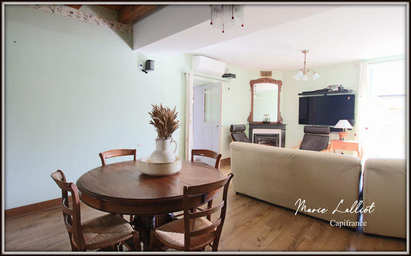 Maison - 204 m² - 8 pièces