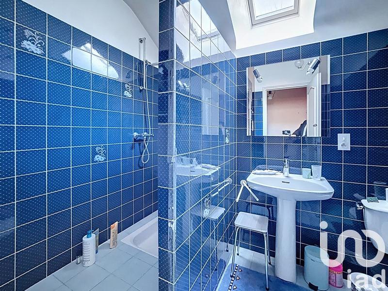 Maison - 306 m² - 8 pièces