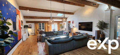 Maison traditionnelle - 177 m² - 7 pièces