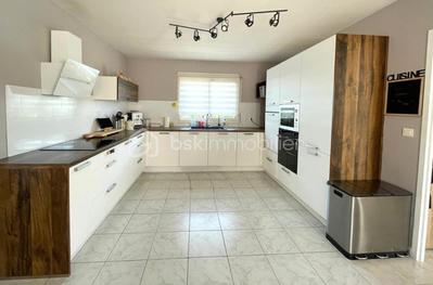 Maison - 120 m² - 6 pièces