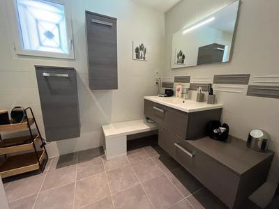 Maison - 208 m² - 5 pièces