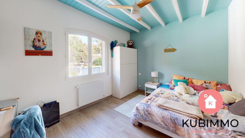 Maison - 214 m² - 6 pièces