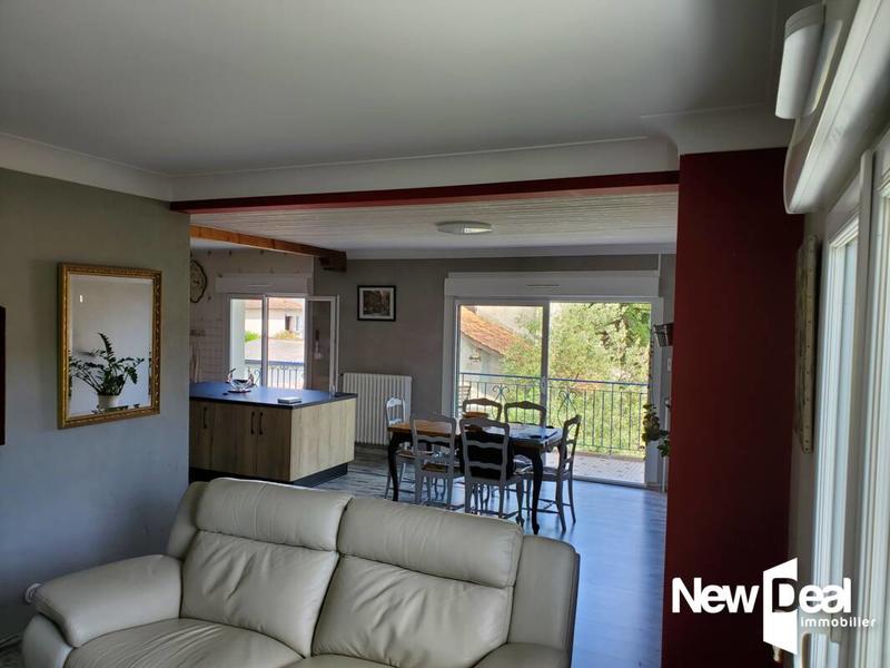 Pavillon - 170 m² - 7 pièces