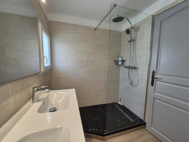 Villa - 168 m² - 6 pièces