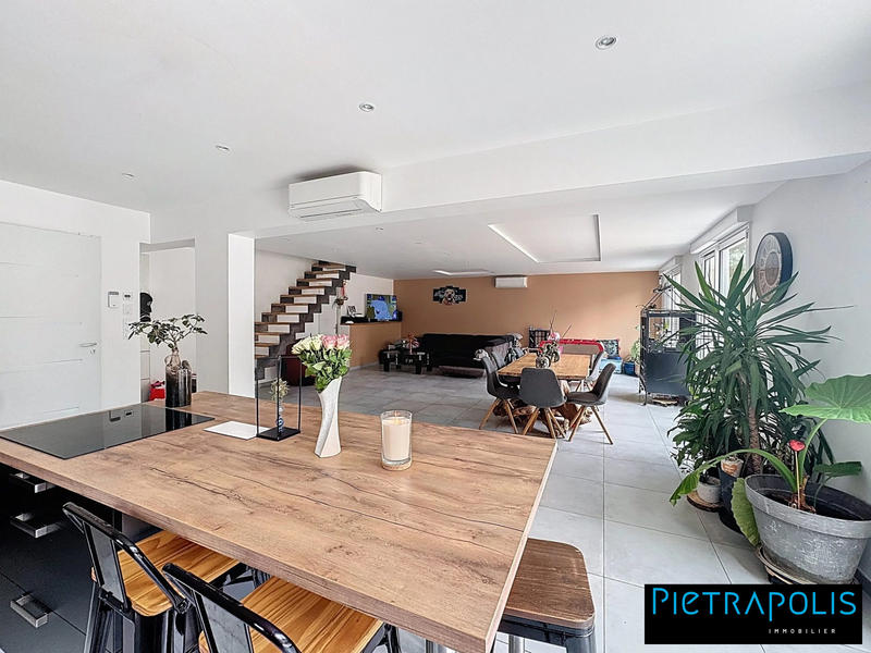 Maison - 115 m² - 5 pièces