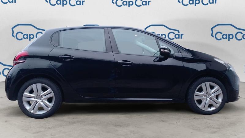 Peugeot 208 1.2 VTi s&amp;S 82 Signature