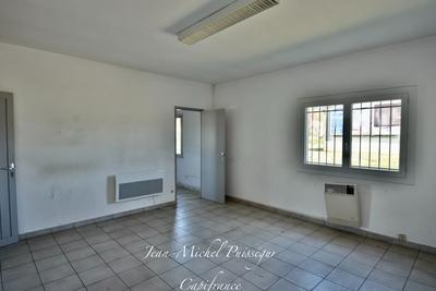 Bureau - 780 m² - 3 pièces