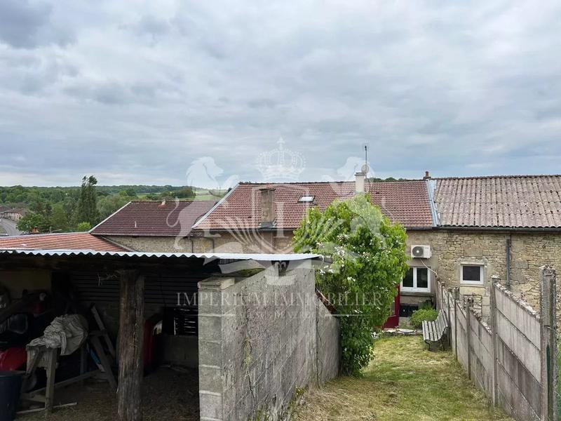 Maison - 203 m² - 6 pièces