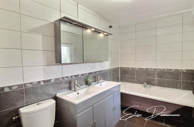 Maison - 79 m² - 4 pièces