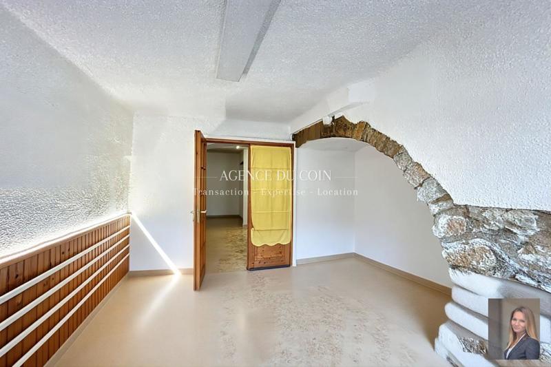 Local commercial - 97 m²