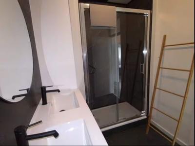 Appartement - 76 m² - 5 pièces