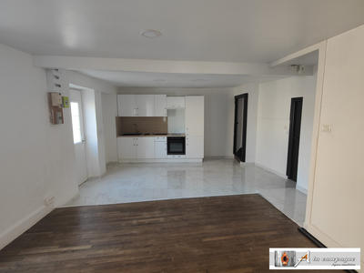 Maison ancienne - 76 m² - 4 pièces