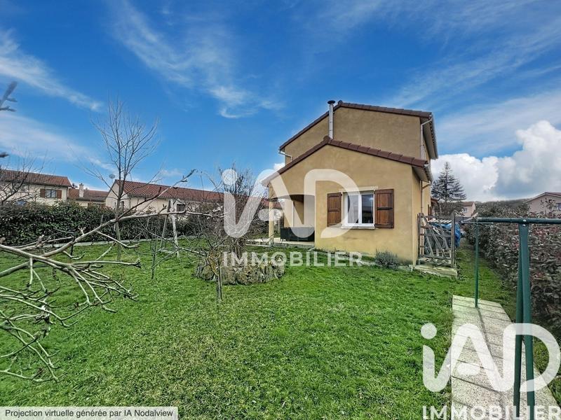 Maison - 97 m² - 5 pièces