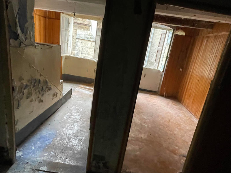 Maison de village - 105 m² - 10 pièces